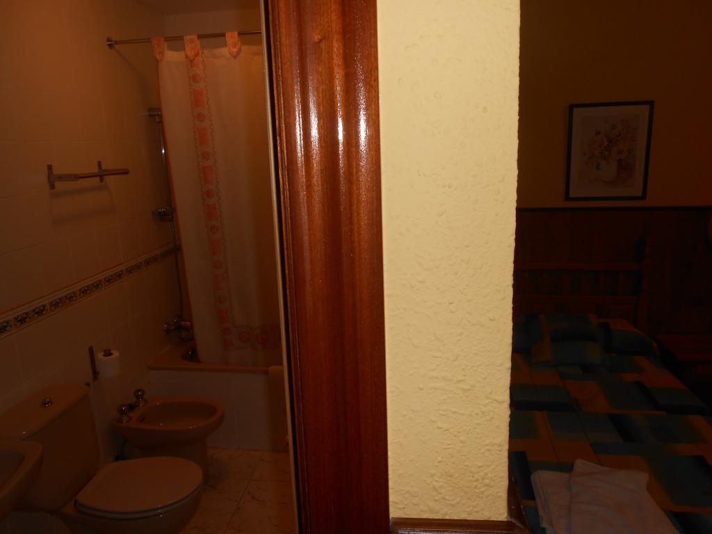 Hostal Restaurante El Abuelo Trobajo Del Camino Rom bilde